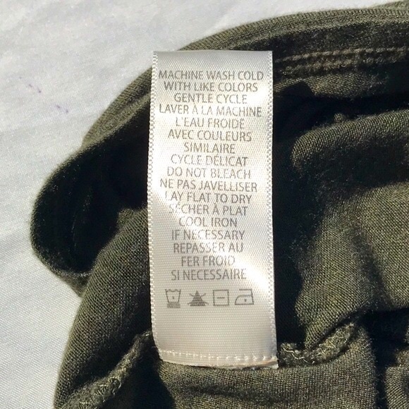 Max Studio Olive Green Couper Cut Cap Sleeve Knotted T Shirt Size Medium - Picture 14 of 16